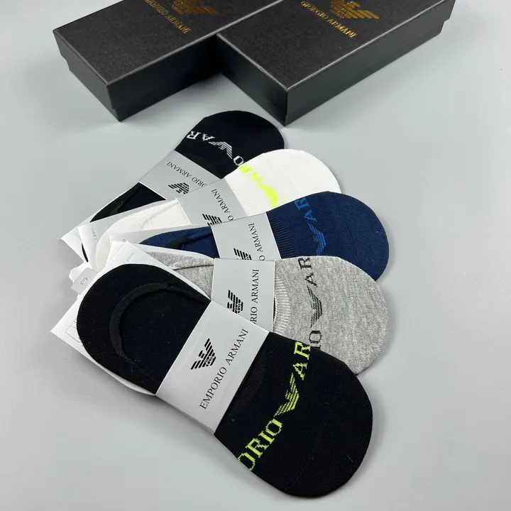 スーパーコピー アルマーニ 靴下