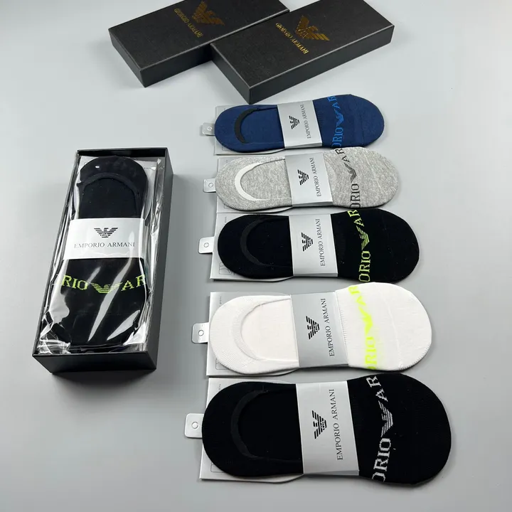 スーパーコピー アルマーニ 靴下