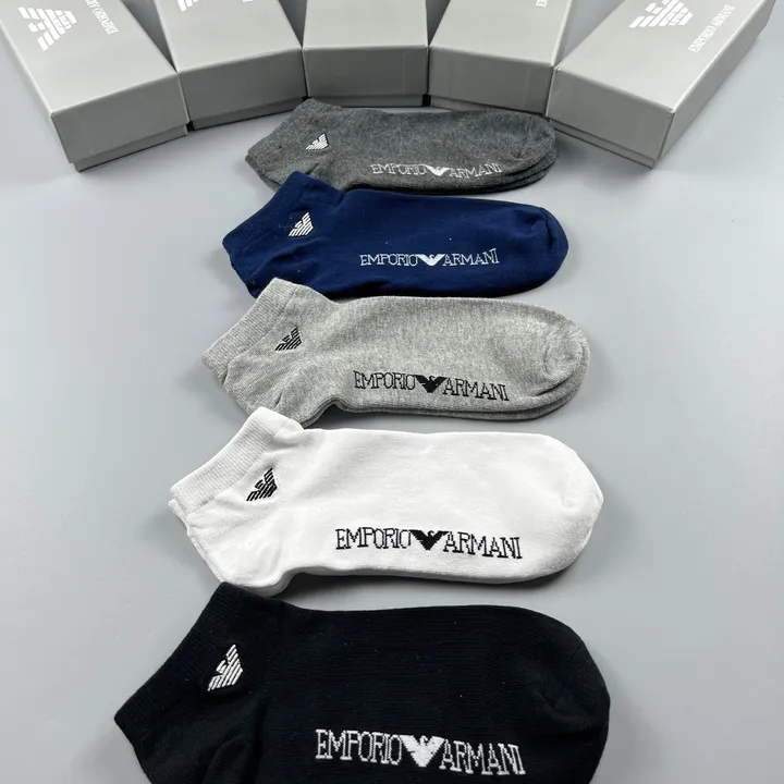 スーパーコピー アルマーニ 靴下