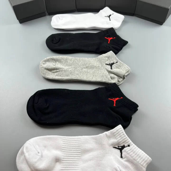 スーパーコピー エアジョーダン 靴下