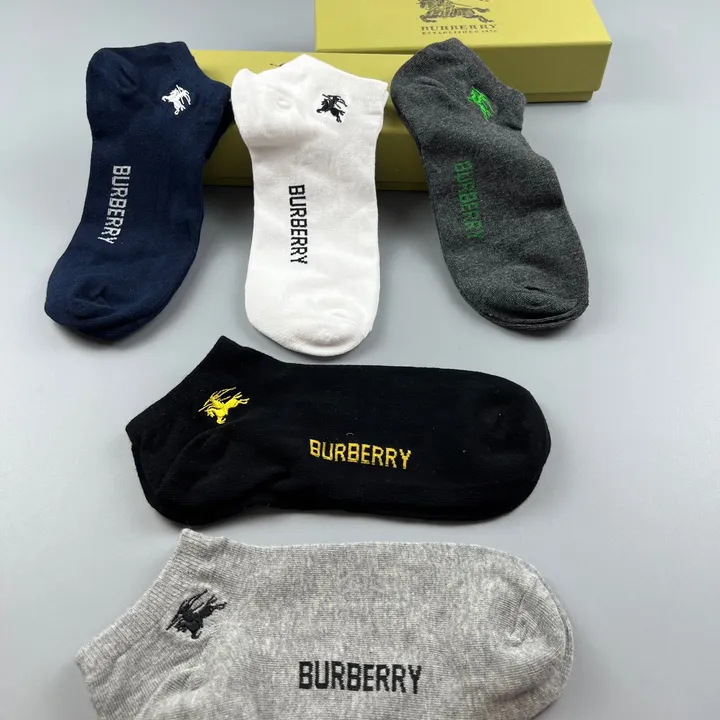 スーパーコピー バーバリー ス 靴下