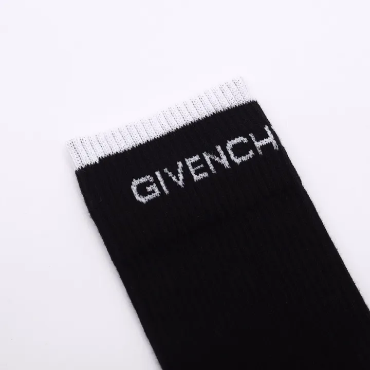 スーパーコピー ジバンシィ 靴下