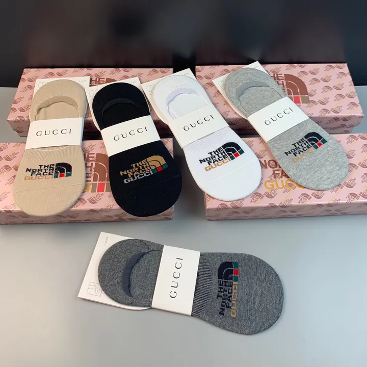 スーパーコピー ノースフェイス 靴下
