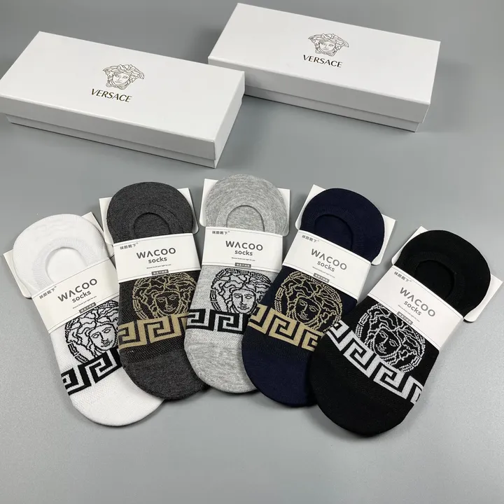 スーパーコピー ヴェルサーチ 靴下