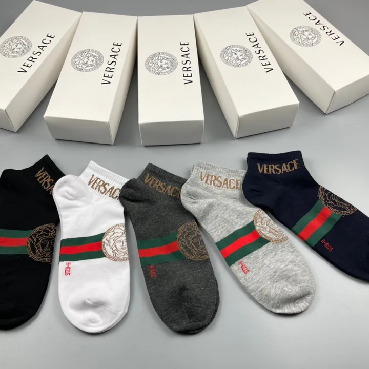 スーパーコピー ヴェルサーチ 靴下