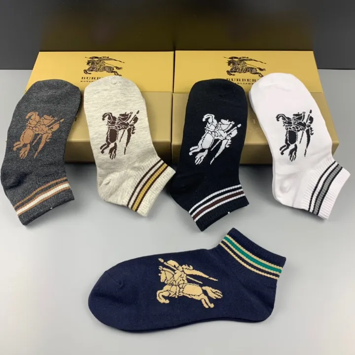 スーパーコピー プラダ 靴下