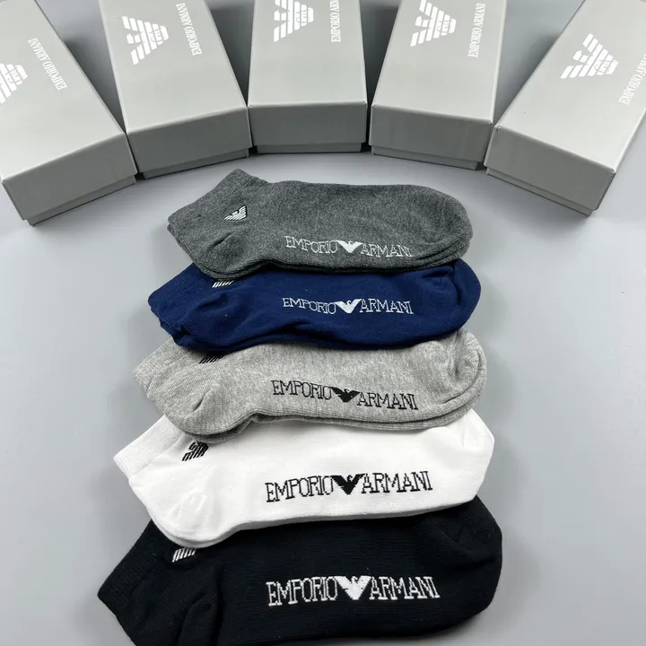 スーパーコピー アルマーニ 靴下