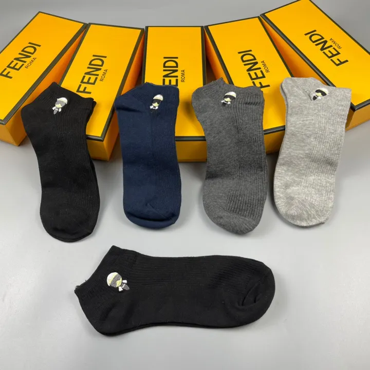 スーパーコピー ヴェルサーチ 靴下