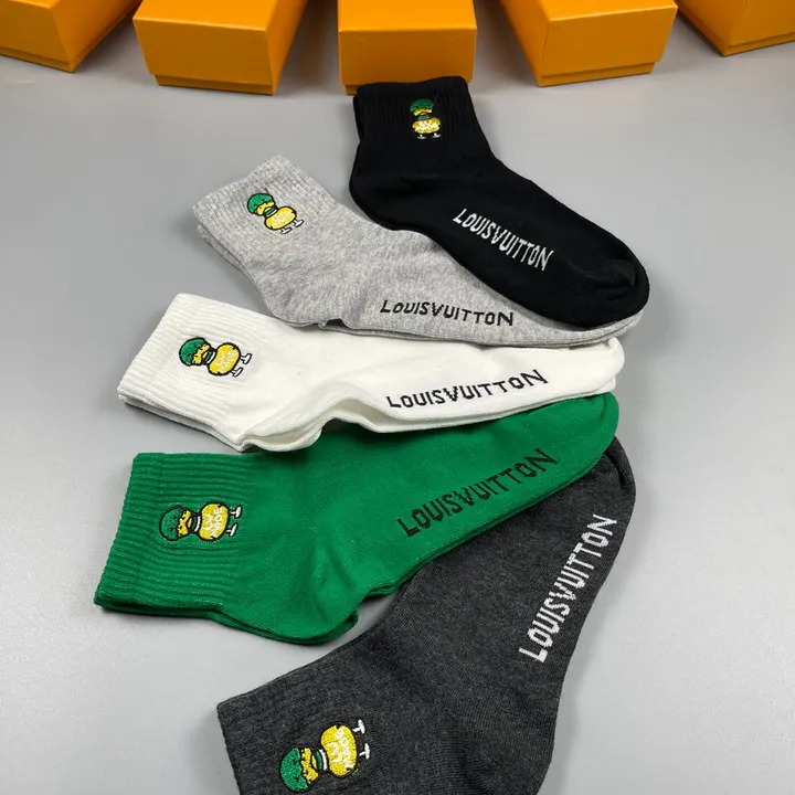 スーパーコピー ルイヴィトン 靴下