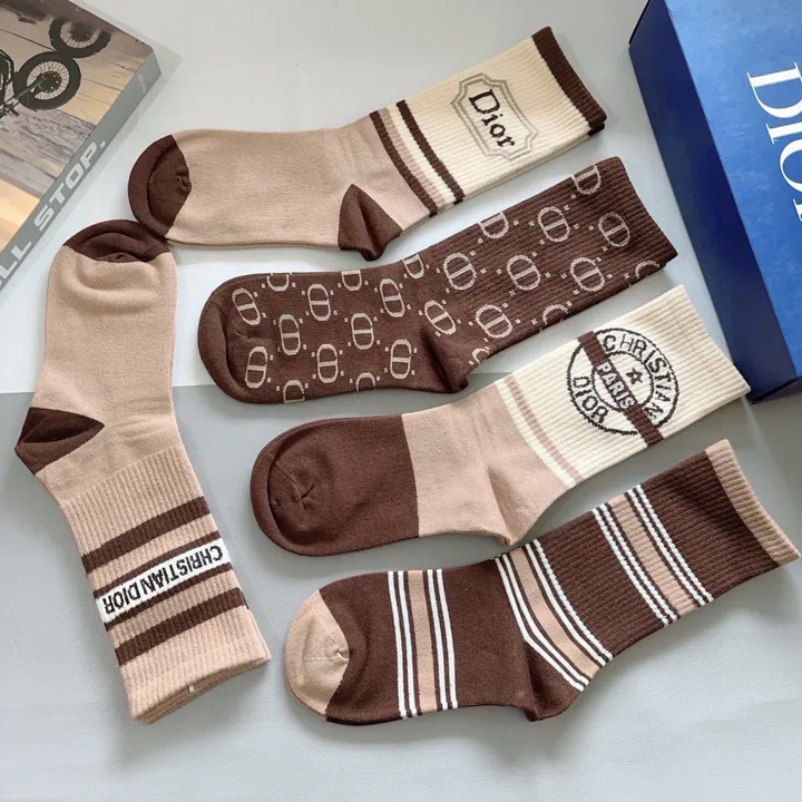 スーパーコピー ディオール 靴下