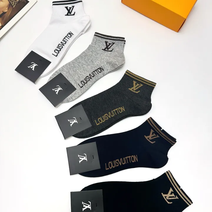 スーパーコピー ルイヴィトン 靴下