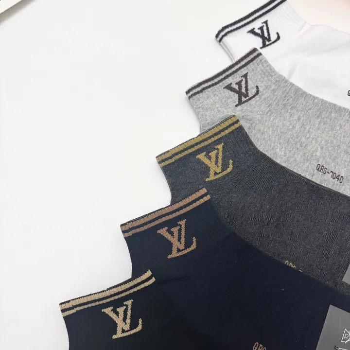 スーパーコピー ルイヴィトン 靴下