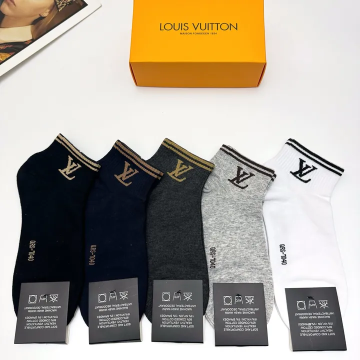 スーパーコピー ルイヴィトン 靴下