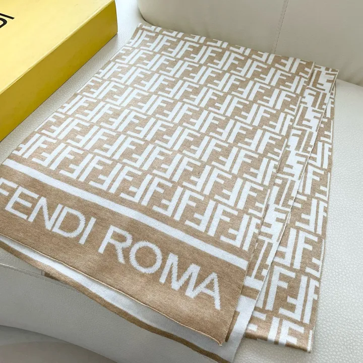 スーパーコピー フェンディ マフラー