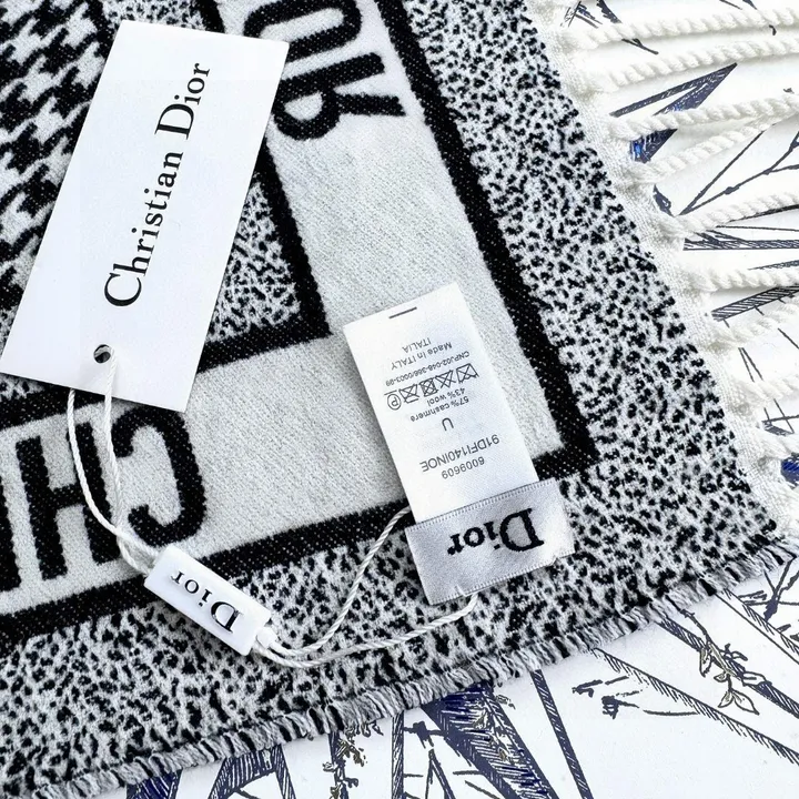 スーパーコピー ディオール マフラー