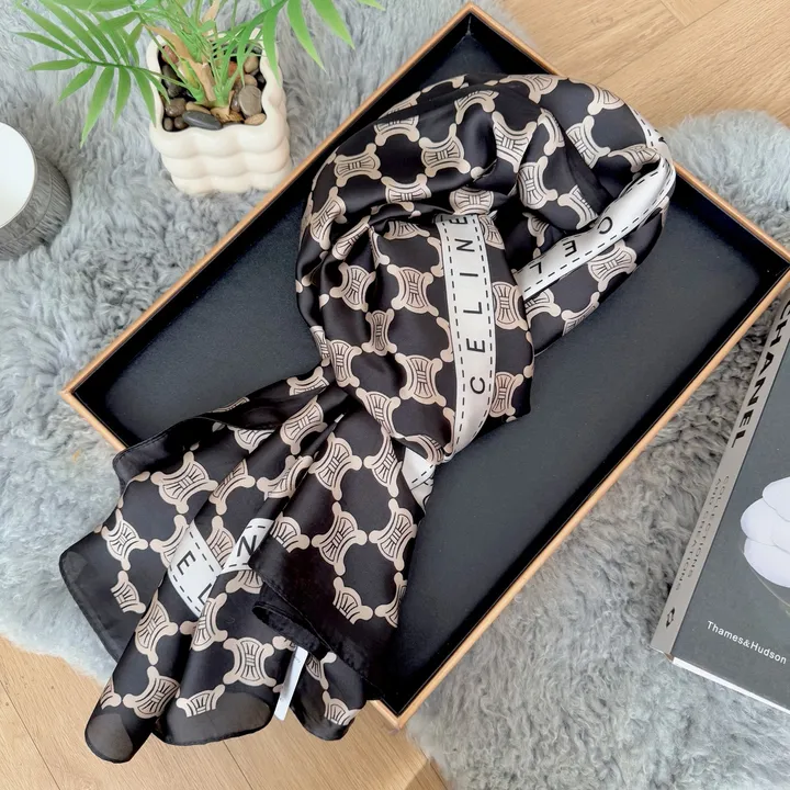 スーパーコピー セリーヌ マフラー