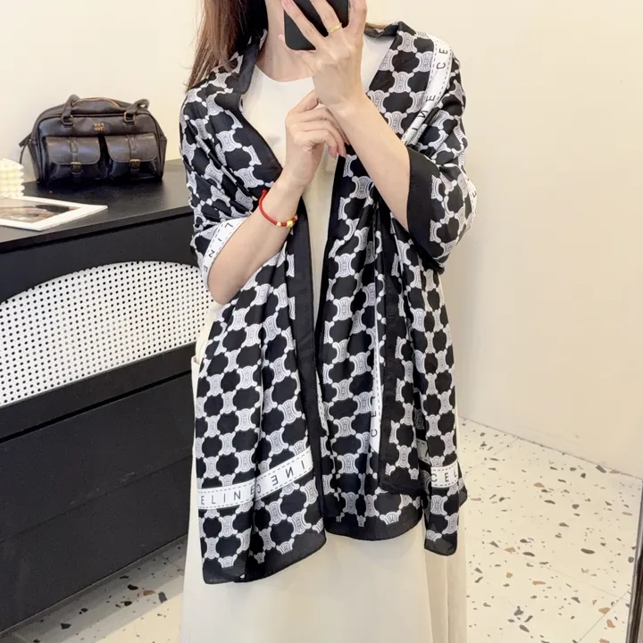 スーパーコピー セリーヌ マフラー