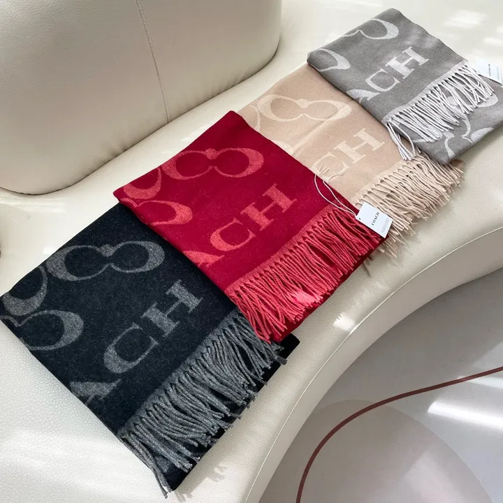 スーパーコピー コーチ マフラー