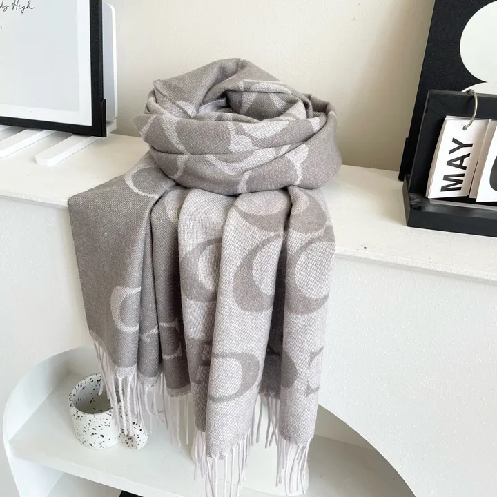 スーパーコピー コーチ マフラー