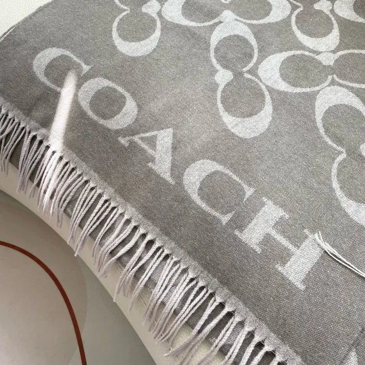 スーパーコピー コーチ マフラー