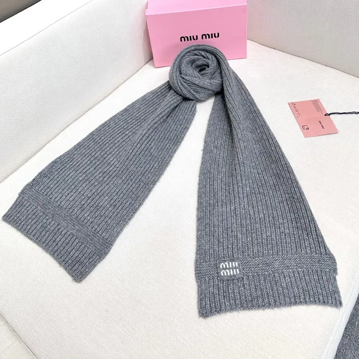 スーパーコピー フェンディ マフラー