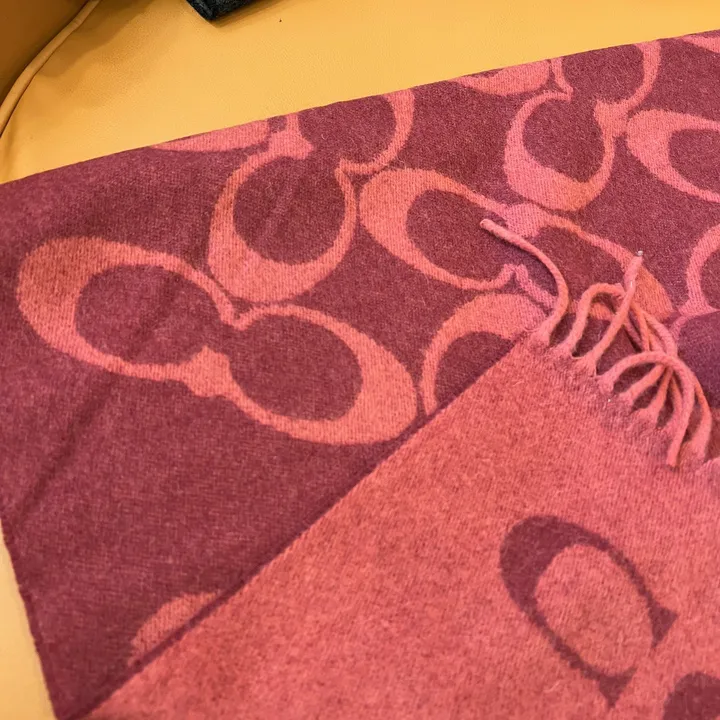 スーパーコピー コーチ マフラー