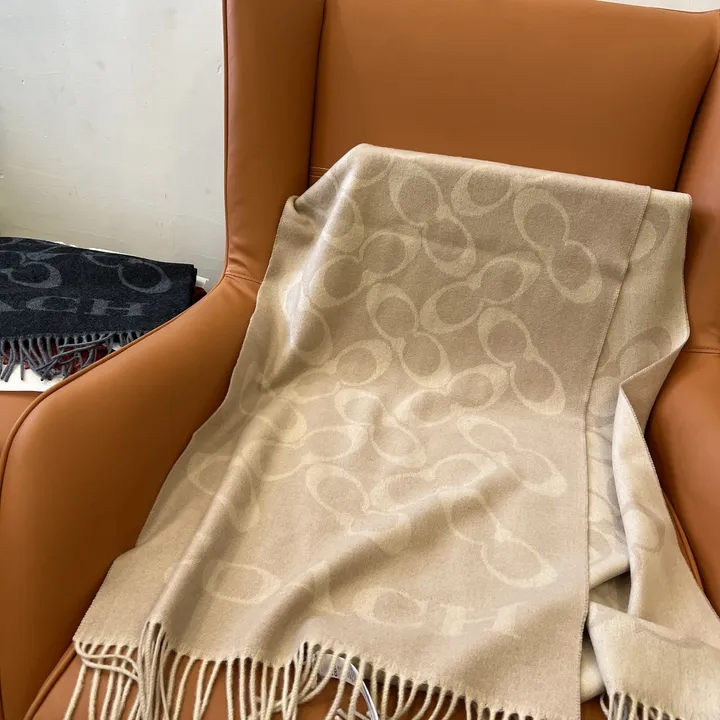 スーパーコピー コーチ マフラー