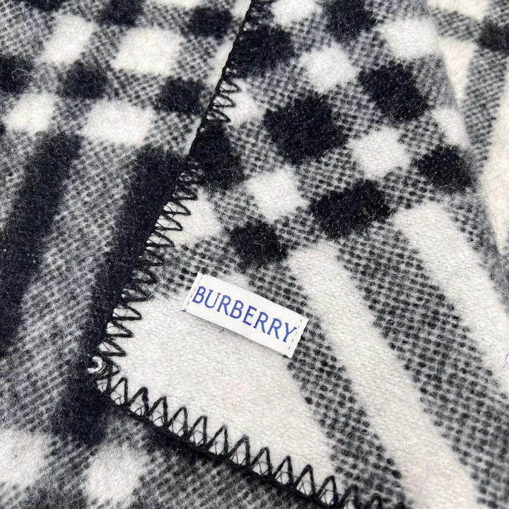 スーパーコピー バーバリー ス マフラー