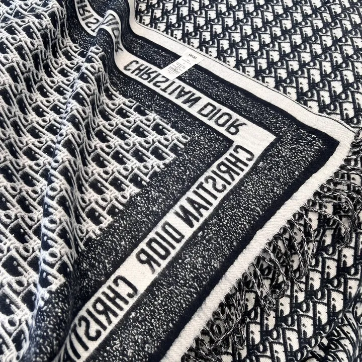 スーパーコピー ディオール マフラー