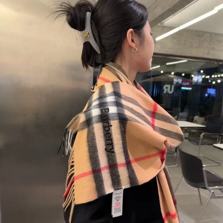 スーパーコピー バーバリー ス マフラー