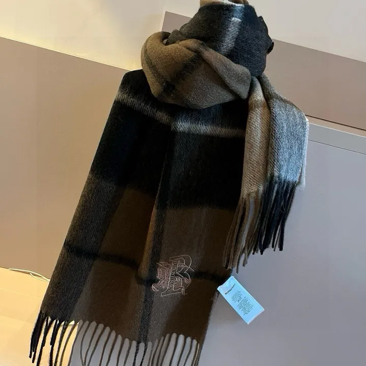 スーパーコピー バーバリー ス マフラー