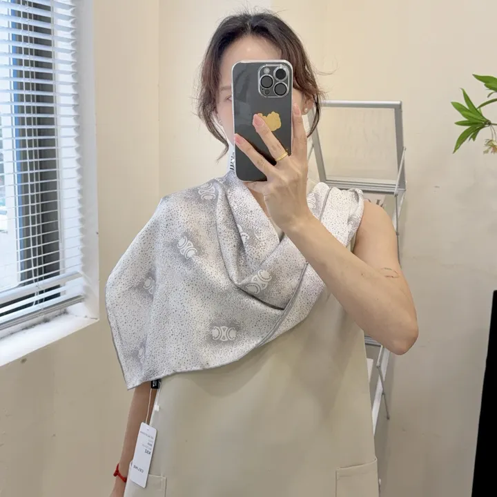 スーパーコピー セリーヌ マフラー