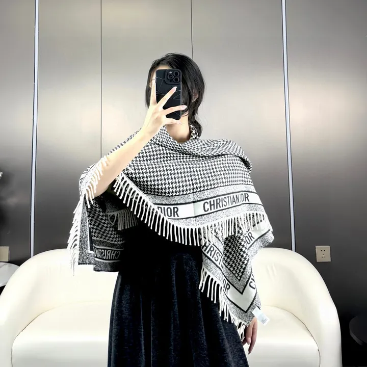 スーパーコピー ディオール マフラー