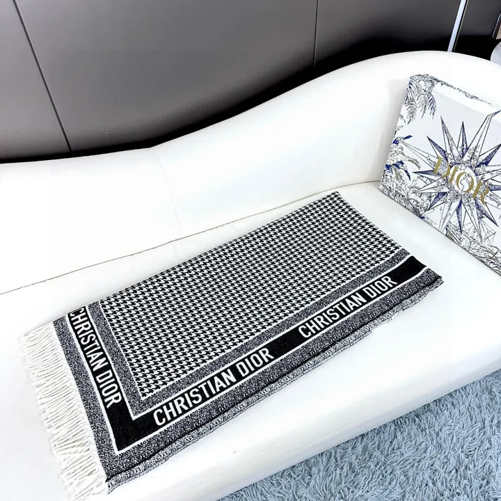 スーパーコピー ディオール マフラー