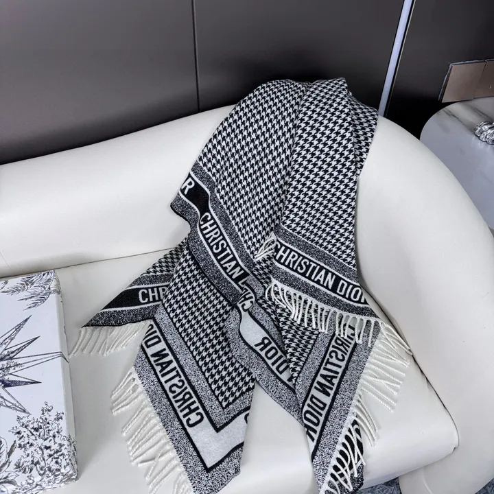 スーパーコピー ディオール マフラー