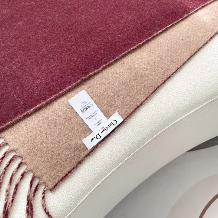 スーパーコピー ディオール マフラー