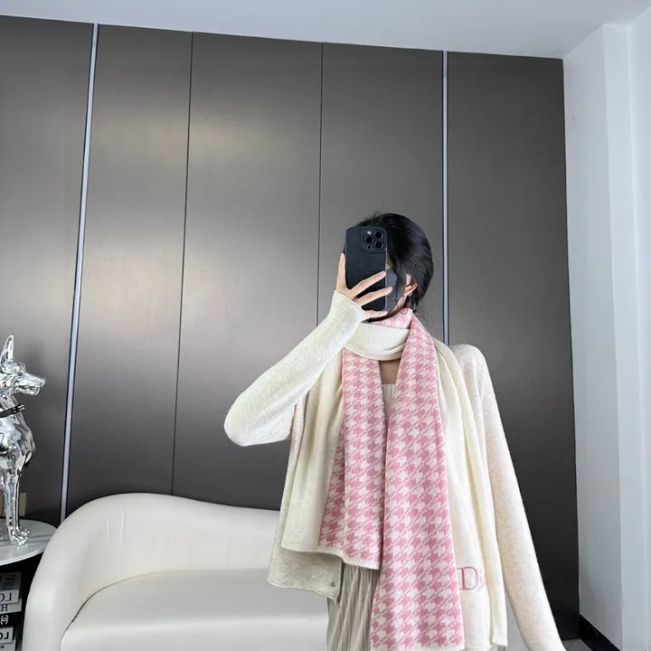 スーパーコピー ディオール マフラー