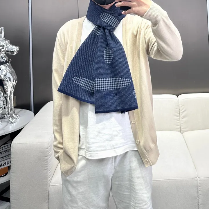 スーパーコピー フェンディ マフラー