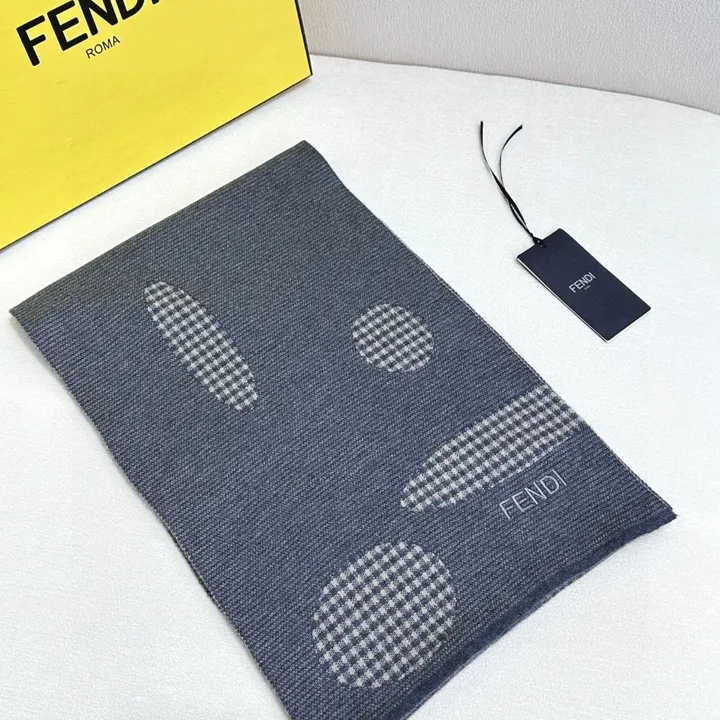 スーパーコピー フェンディ マフラー