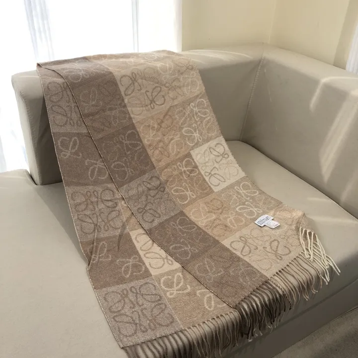 スーパーコピー ロエベ マフラー