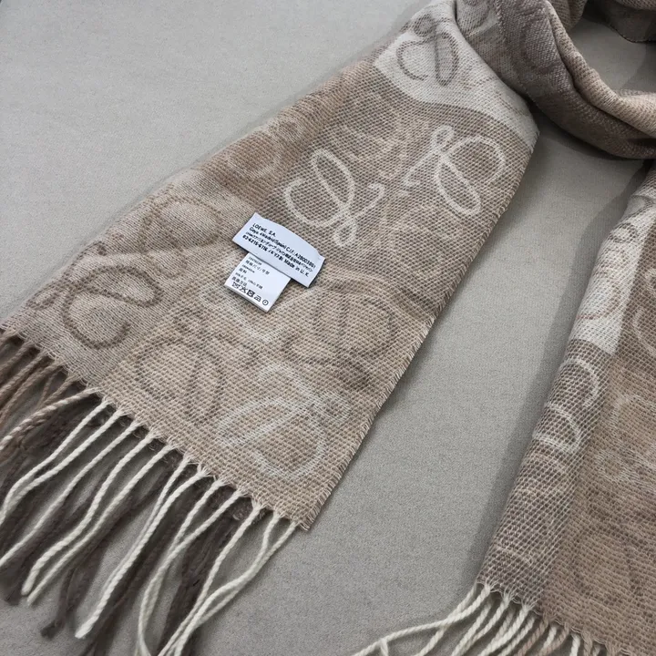 スーパーコピー ロエベ マフラー