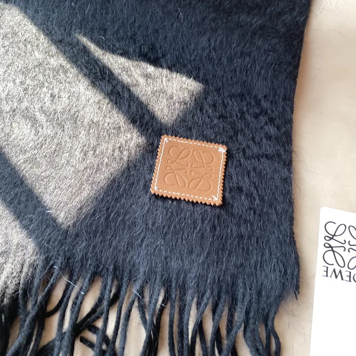 スーパーコピー ロエベ マフラー