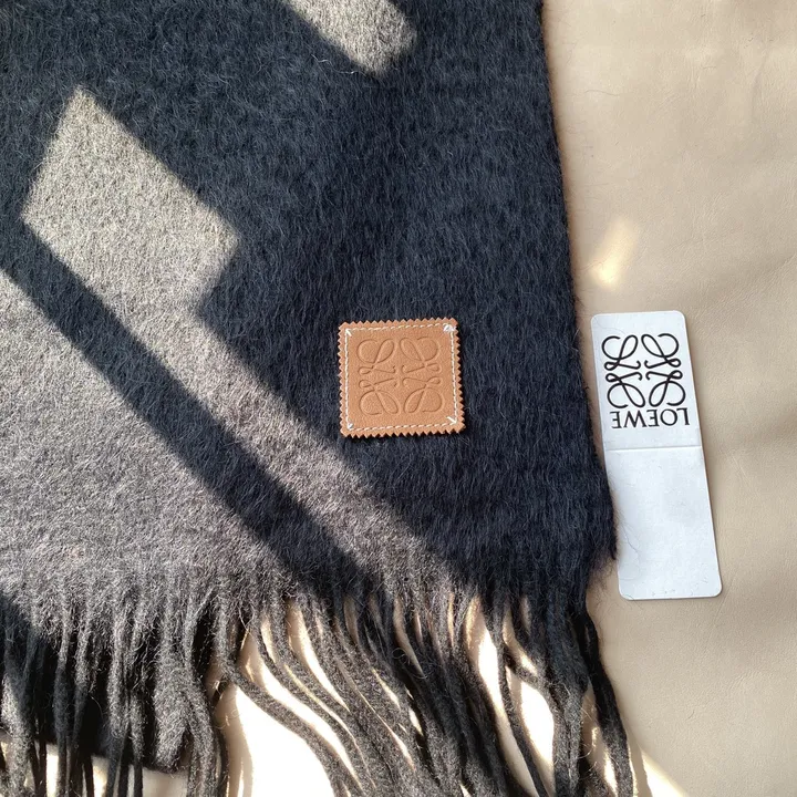 スーパーコピー ロエベ マフラー