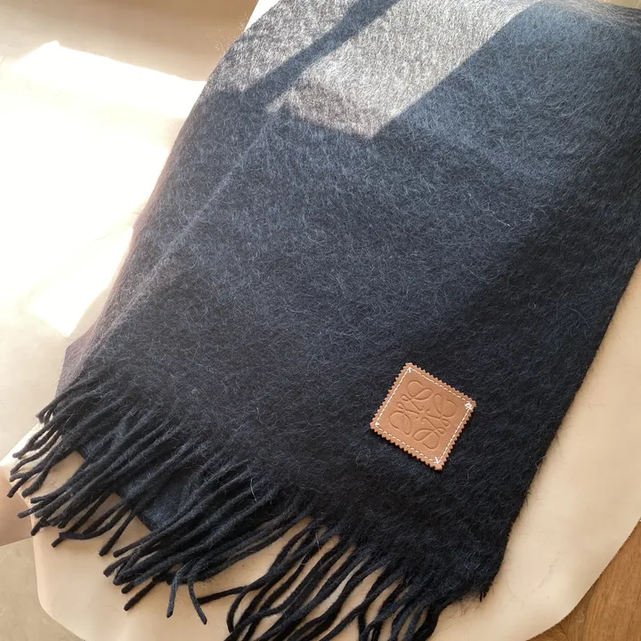 スーパーコピー ロエベ マフラー