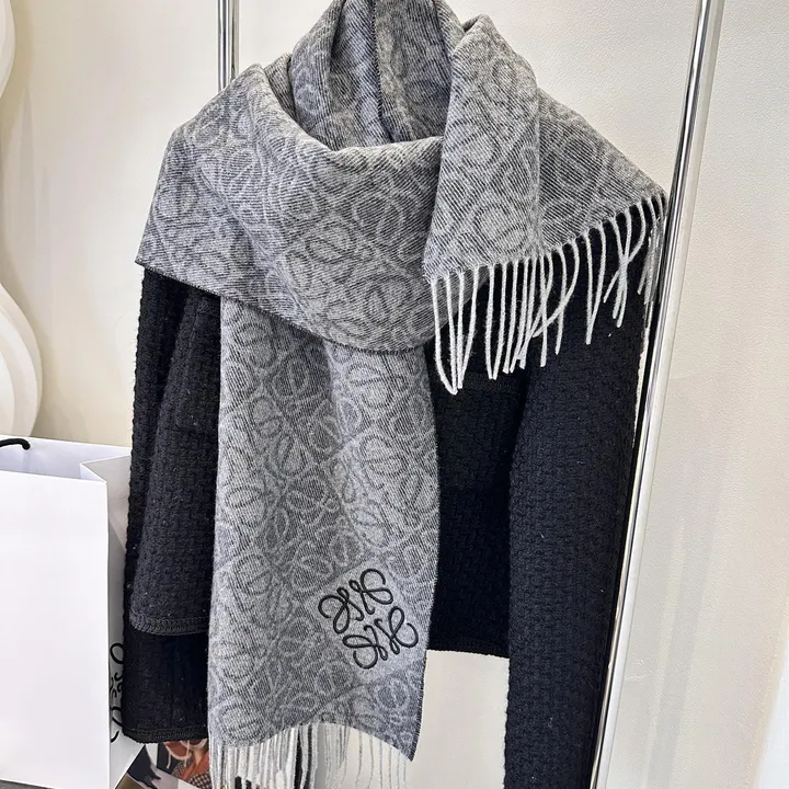 スーパーコピー ロエベ マフラー