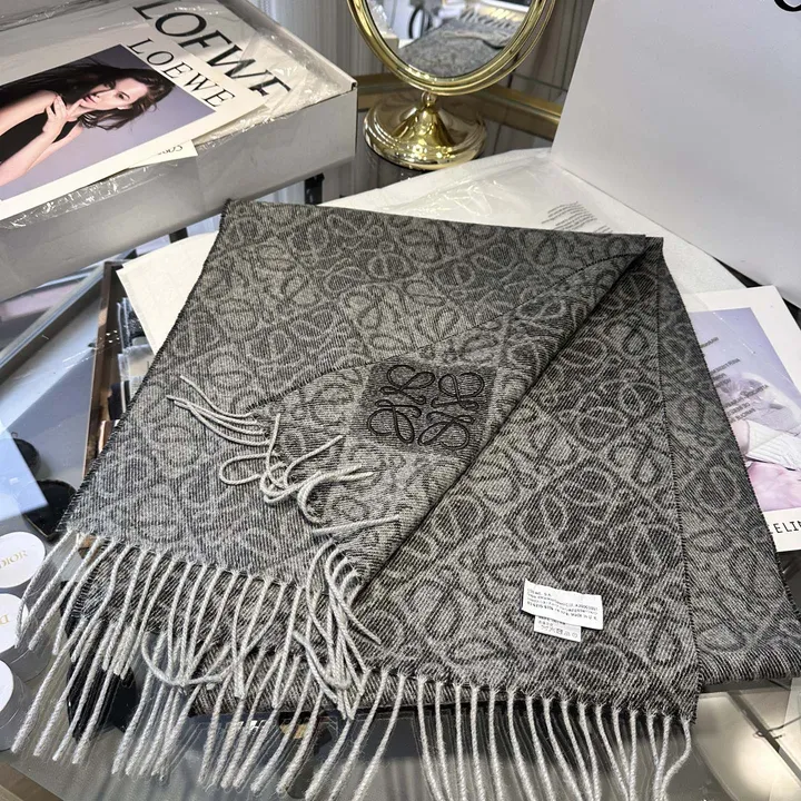 スーパーコピー ロエベ マフラー