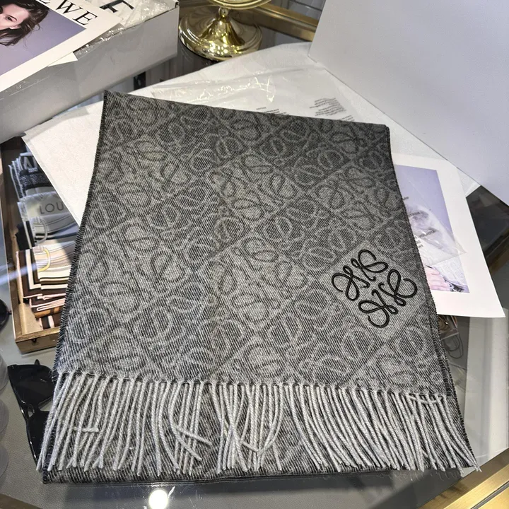 スーパーコピー ロエベ マフラー