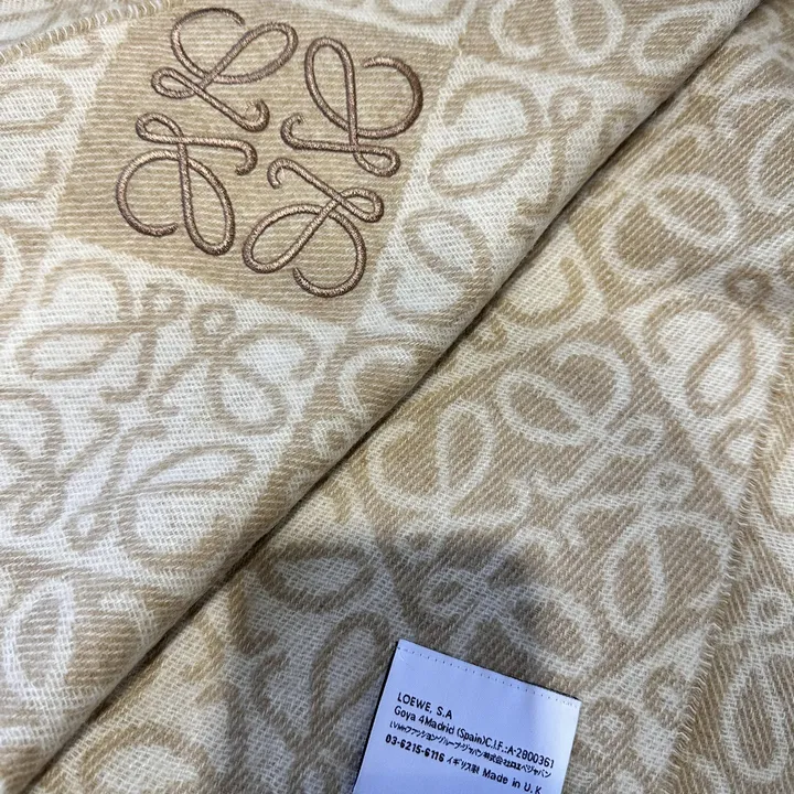 スーパーコピー ロエベ マフラー