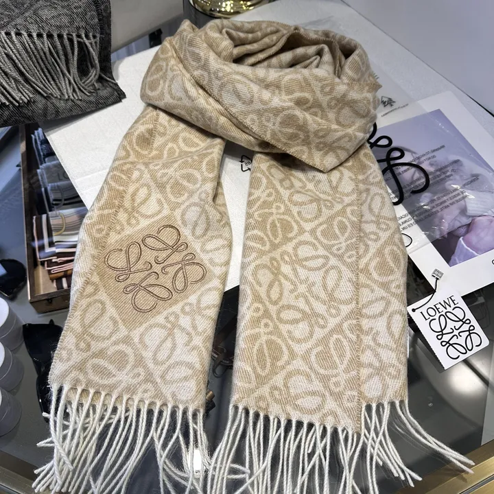 スーパーコピー ロエベ マフラー