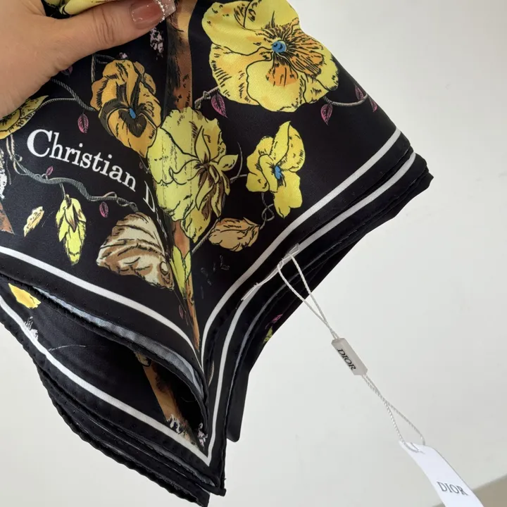 スーパーコピー ディオール マフラー